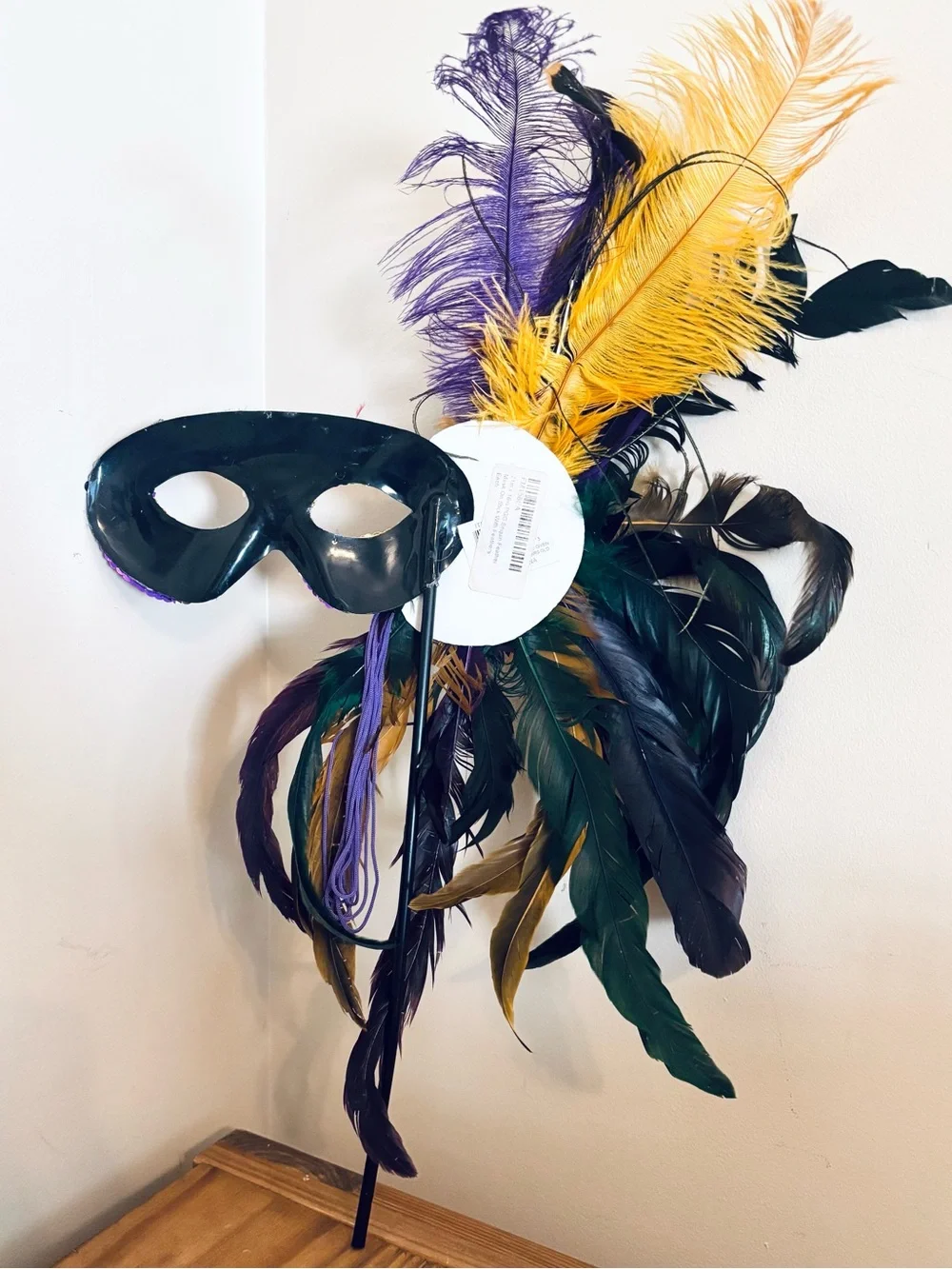 VTG Y2K Mardi Gras Feathered Purple Sequin Masquerade Mask